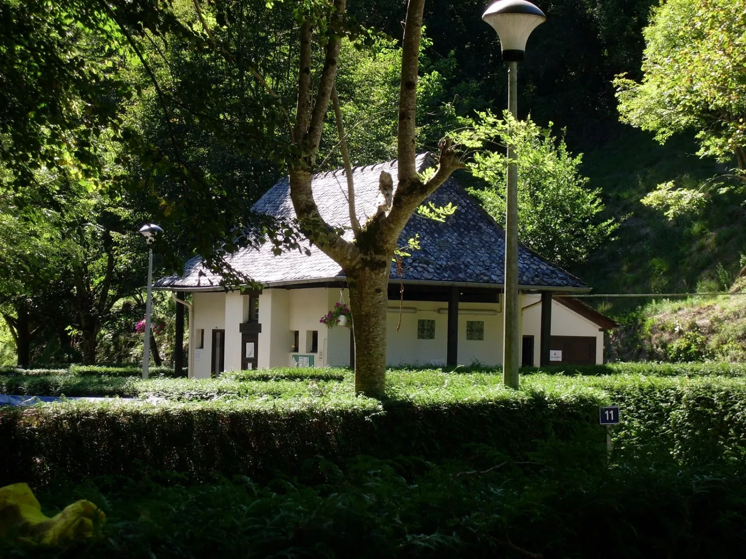 camping-municipal-du-lauradiol-campouriez-vnbdw