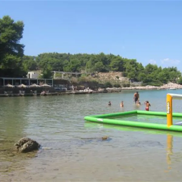 camping-grebisce-jelsa-ac3yt
