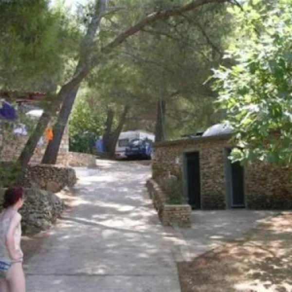 camping-grebisce-jelsa-esbgq