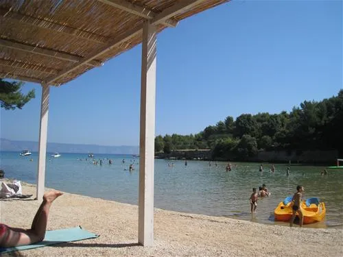 camping-grebisce-jelsa-oxat9