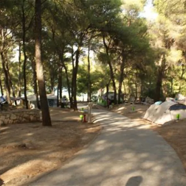 camping-grebisce-jelsa-sirsh