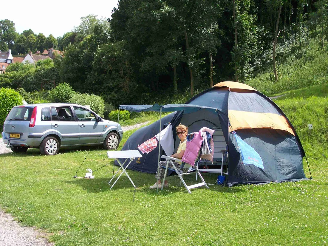 camping-la-fontaine-des-clercs-montreuil-fraqk