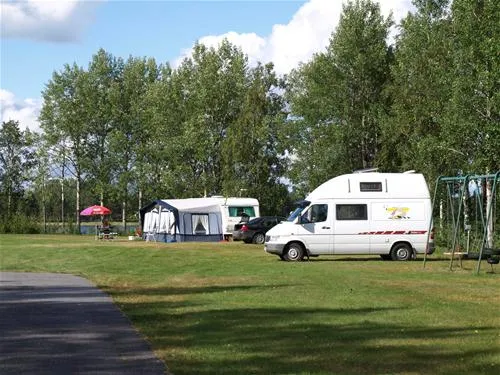 trollforsen-campingstugorhusbilar-gargns-si7rm