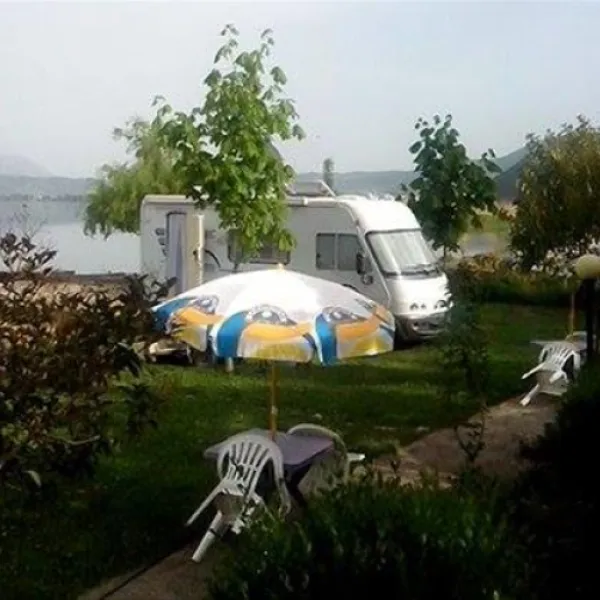 camping-victoria-pogradec-zwbzh