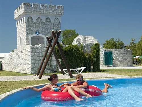 kamp-terme-catez-catez-ob-savi-duj7g