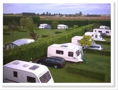 parklands-caravan-and-camping-park-cambridgshire-5saln
