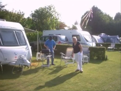 parklands-caravan-and-camping-park-cambridgshire-mvxmb