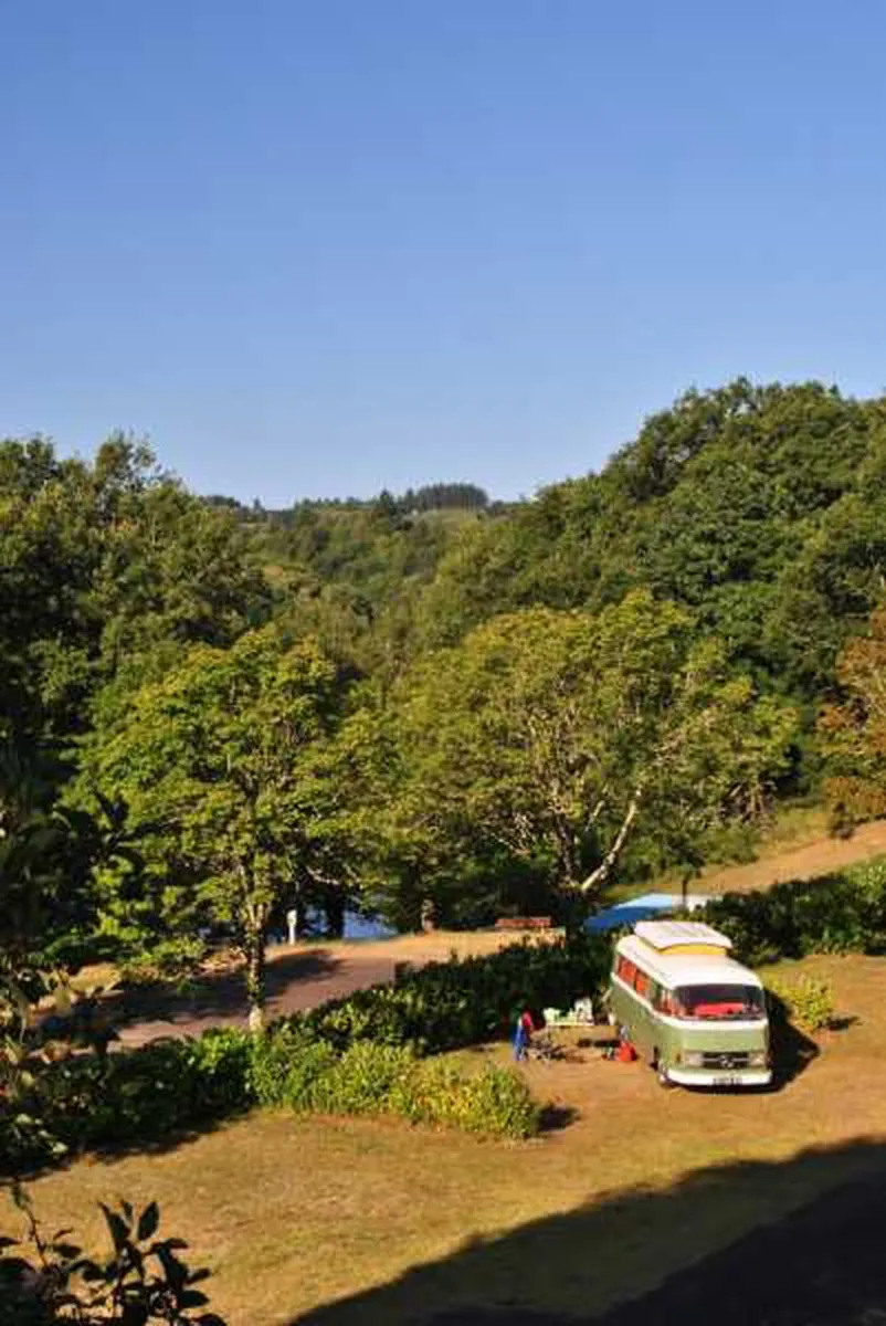 camping-municipal-pont-du-dognon-saint-laurent-les-eglises-8rnyr