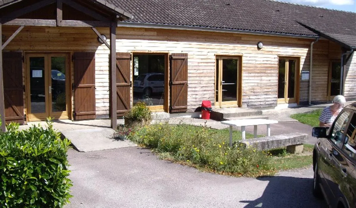 camping-municipal-pont-du-dognon-saint-laurent-les-eglises-jf9fd
