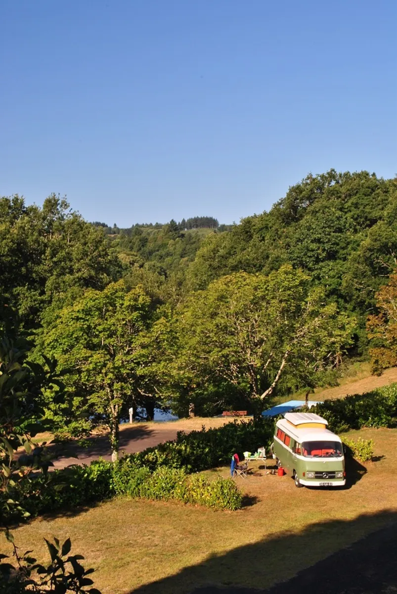 camping-municipal-pont-du-dognon-saint-laurent-les-eglises-mr22i