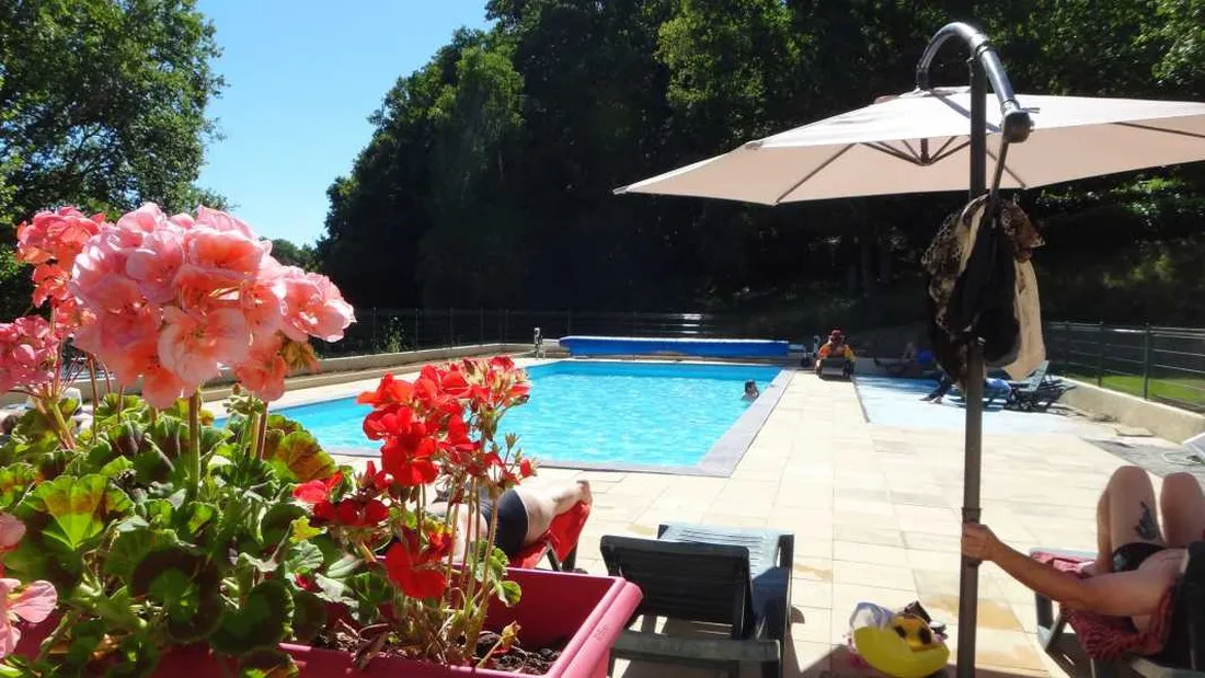 camping-municipal-pont-du-dognon-saint-laurent-les-eglises-phfbq