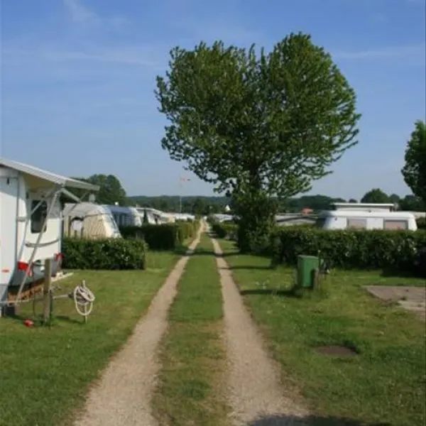 camping-seeblick-dersau-holstein-4e8mx
