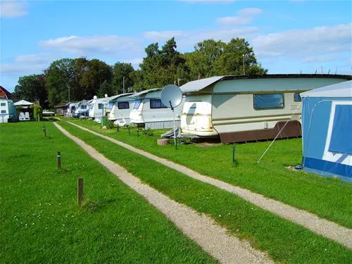 camping-seeblick-dersau-holstein-lutil