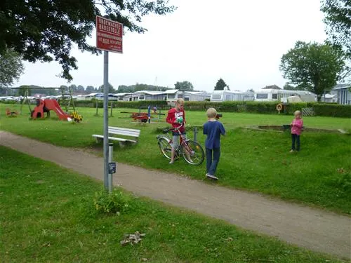 camping-seeblick-dersau-holstein-wv7cv