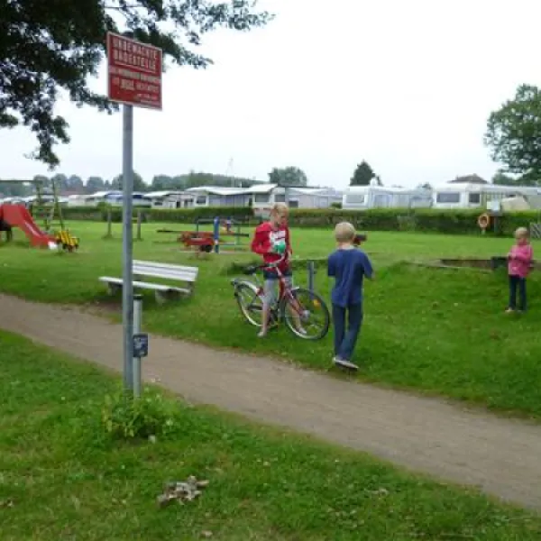 camping-seeblick-dersau-holstein-wv7cv