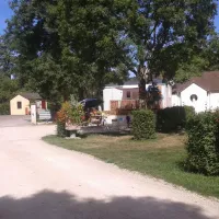 camping-municipal-le-serein-chablis-idncx