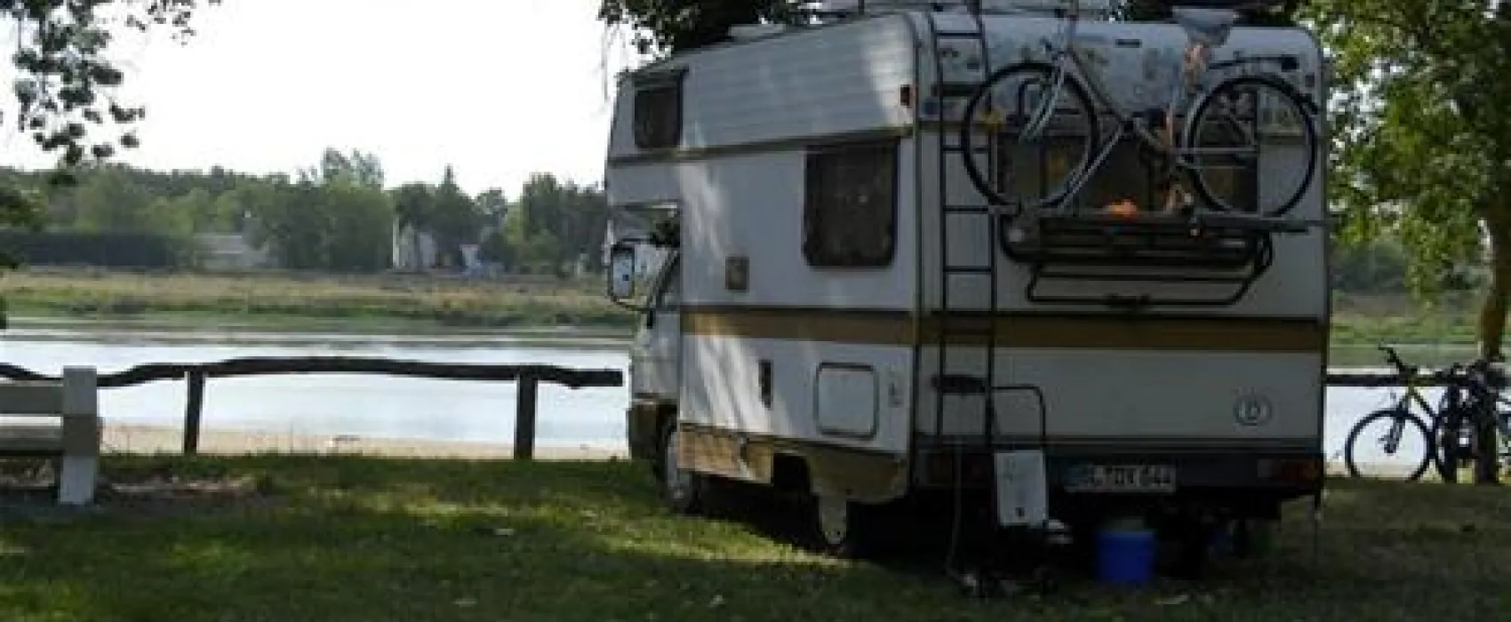 Camping Municipal Des Bords De Loire