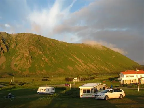 midnattsol-camping-bleik-bleik-zovnx