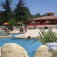 flower-camping-lac-de-thoux-st-cricq-thoux-kmiyk