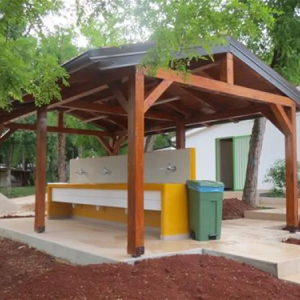 camping-park-mareda-novigrad-kuvqa