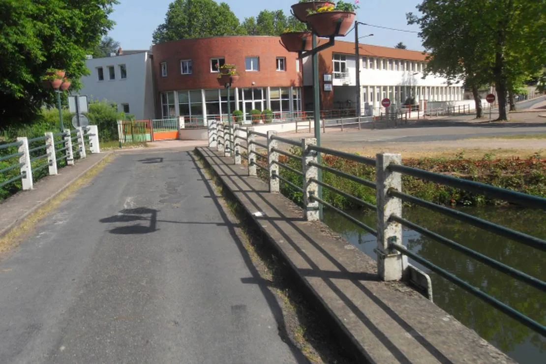 camping-municipal-jaligny-sur-besbre-jaligny-sur-besbre-n2iti