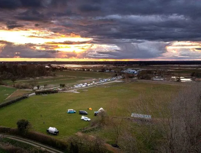 ferrygate-camping-martham-r8cht