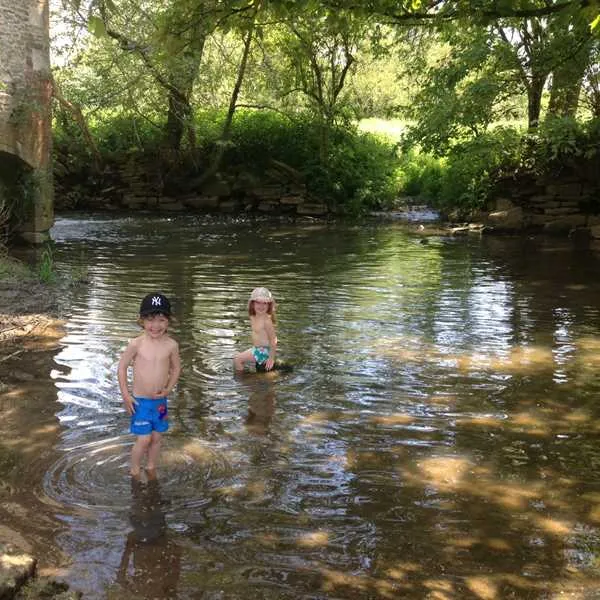 stowford-manor-farm-trowbridge-v0ic1