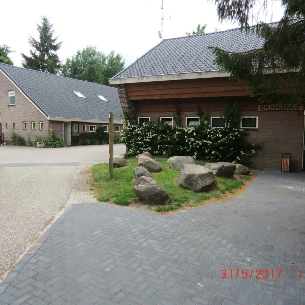 kampeerboerderij-de-riegheide-schoonoord-osgub