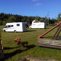 camping-lesny-zakatek-mieroszyno-wxvkv