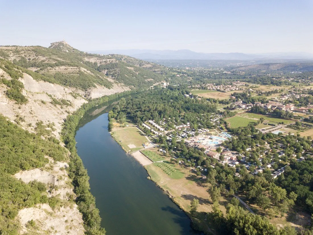 la-plage-fleurie-vallon-pont-darc-ardeche-adavv
