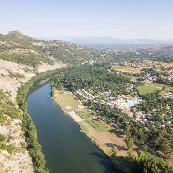 la-plage-fleurie-vallon-pont-darc-ardeche-adavv