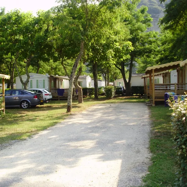 la-plage-fleurie-vallon-pont-darc-ardeche-v6ord