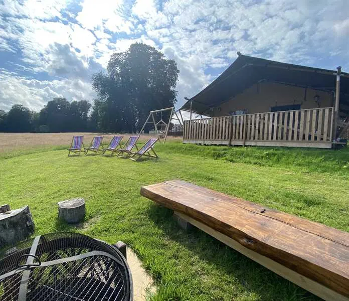 bozedown-boltholes-reading-tcjt8