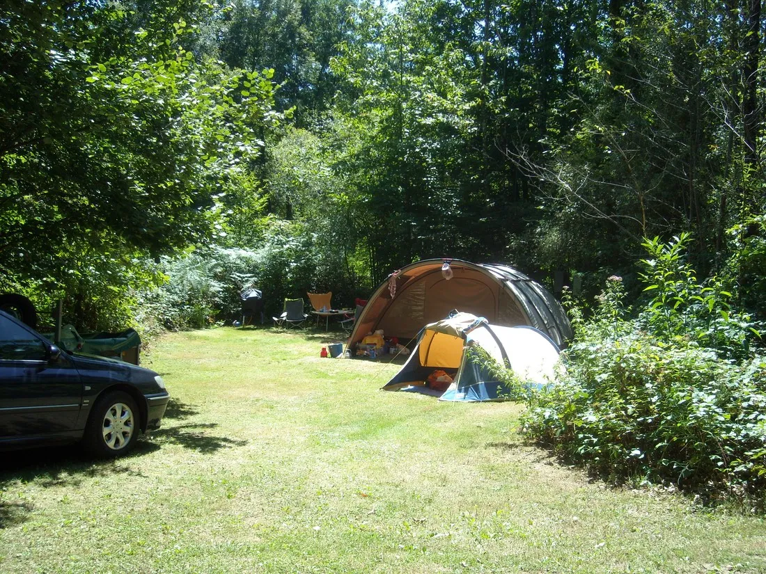 camping-de-letang-le-lindois-aejpx