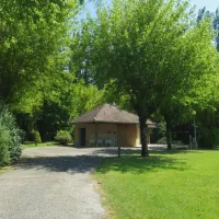 camping-municipal-la-rivoirette-morestel-tycg9