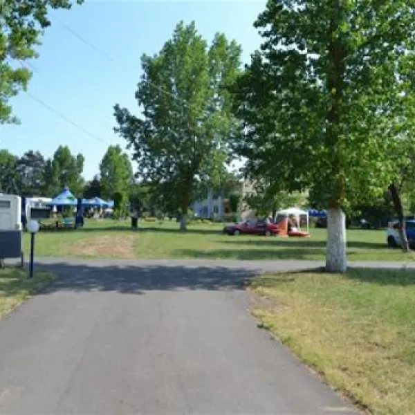 camping-elodie-jupiter-13ot5