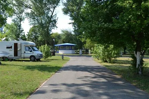 camping-elodie-jupiter-ijolt