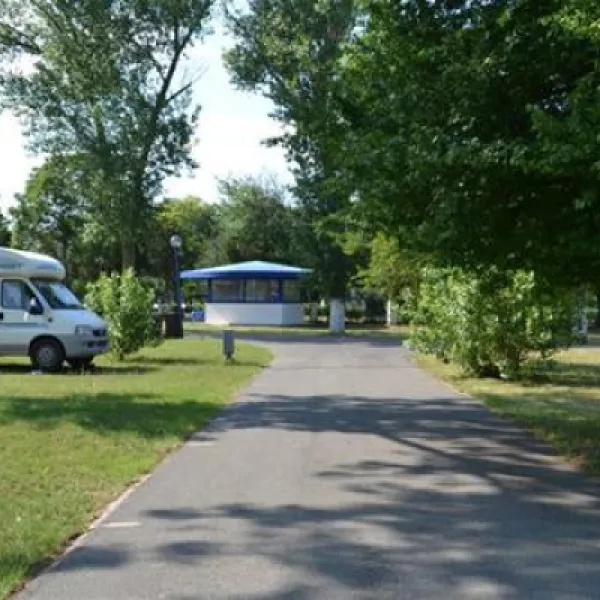 camping-elodie-jupiter-ijolt