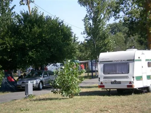 camping-elodie-jupiter-pougc