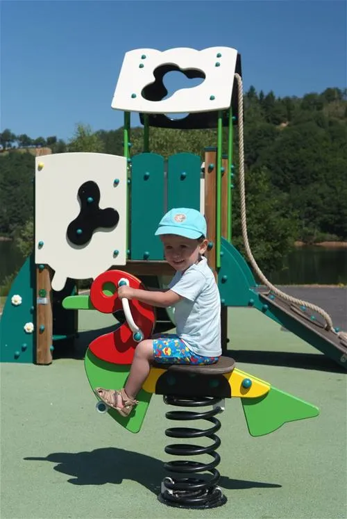 camping-les-tours-saint-amans-des-cots-izeji