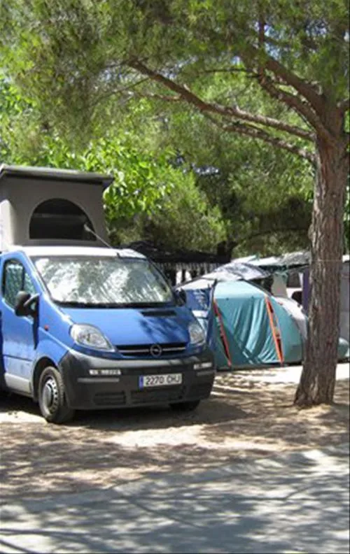 camping-stel-roda-de-bar-4xfuv