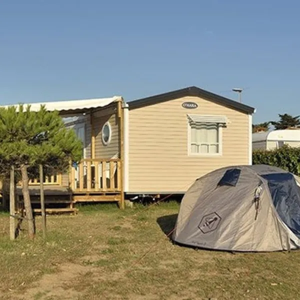 flower-camping-les-paludiers-batz-sur-mer-xvdqy