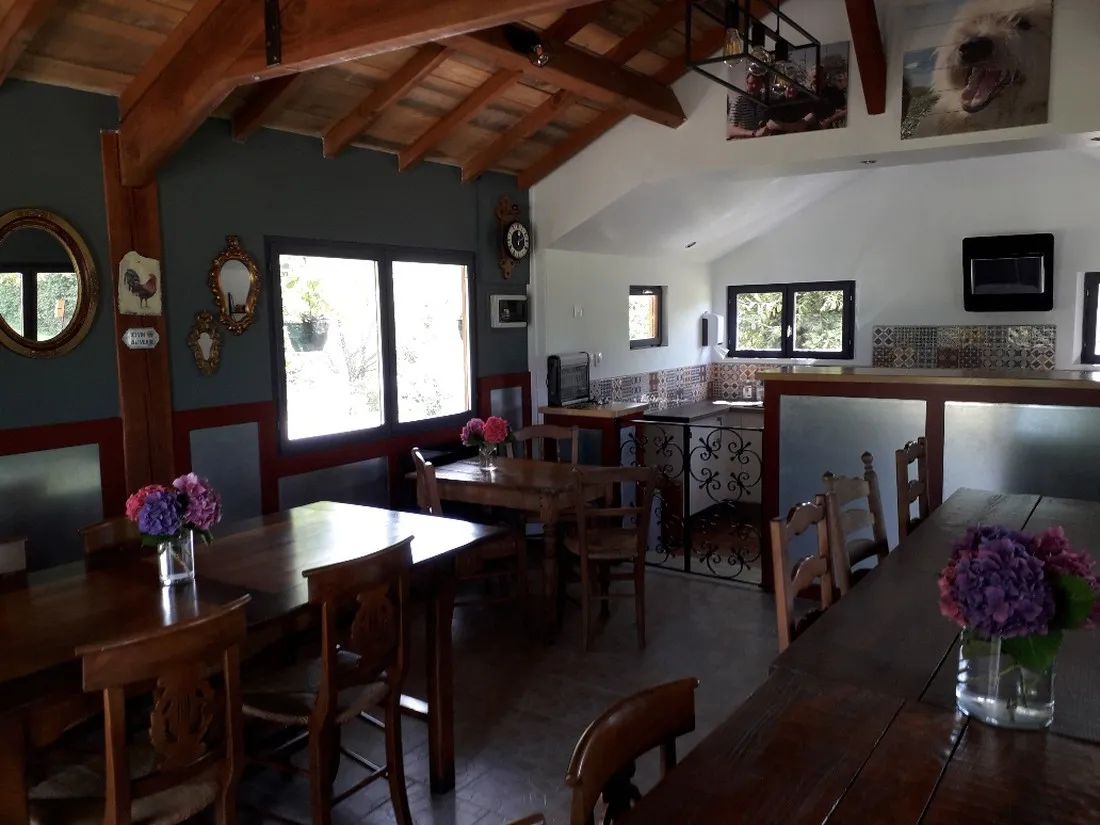 gite-la-grenouille-vacances-hautefort-jbmza