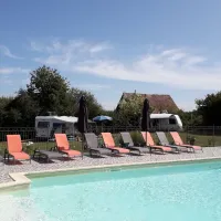 gite-la-grenouille-vacances-hautefort-kezft