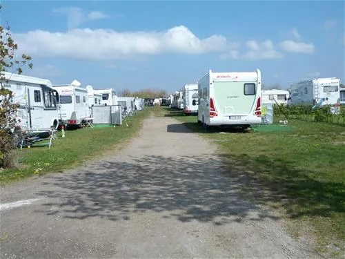 campingplatz-leuchtturm-insel-poel-ot-timmendorfstrand-0jxh8