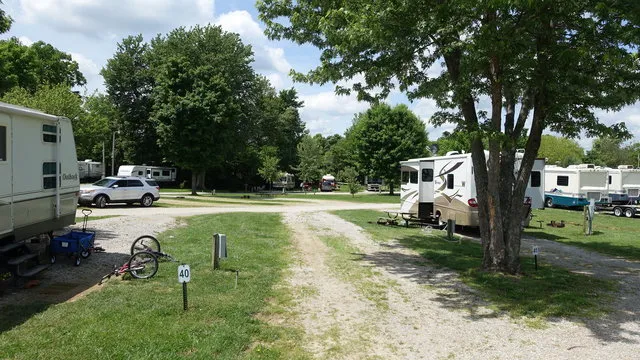 singing-hills-rv-park-and-campground-cave-city-fhfsr