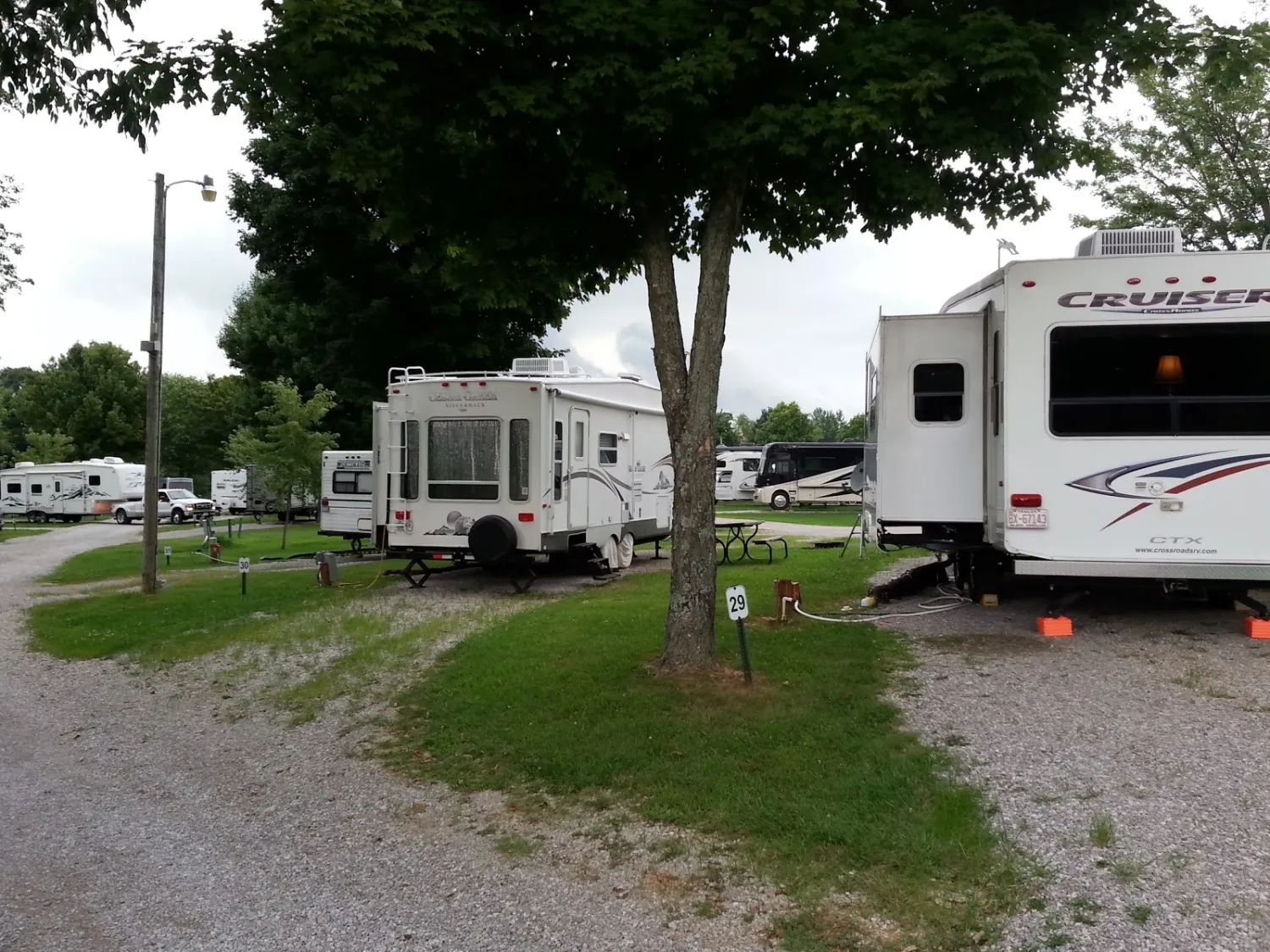 singing-hills-rv-park-and-campground-cave-city-suz5j