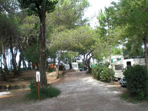 camping-villaggio-turistico-europa-grado-a6mwv