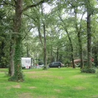 camping-lestaubiere-douville-la-dordogne-d5rwq