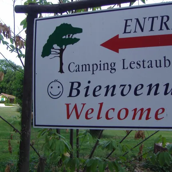 camping-lestaubiere-douville-la-dordogne-lx1g0